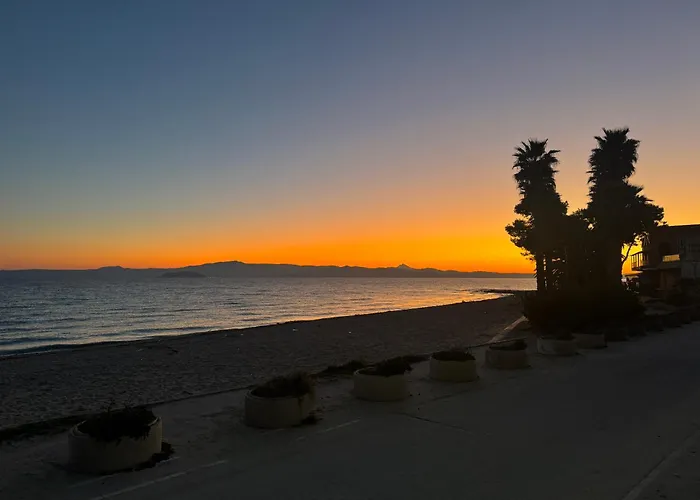 Exceptional Beachfront Blue Pearl Villa Pefkochori