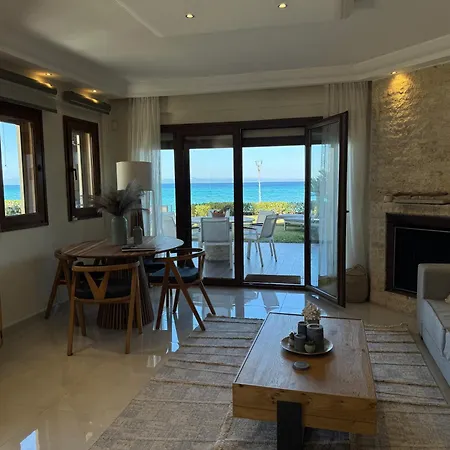 וילה Exceptional Beachfront Blue Pearl